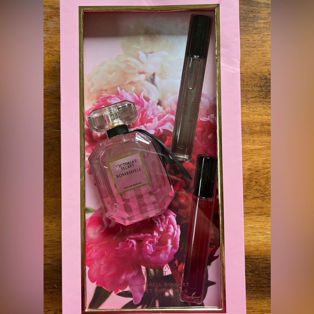 Victoria Secret Bombshell